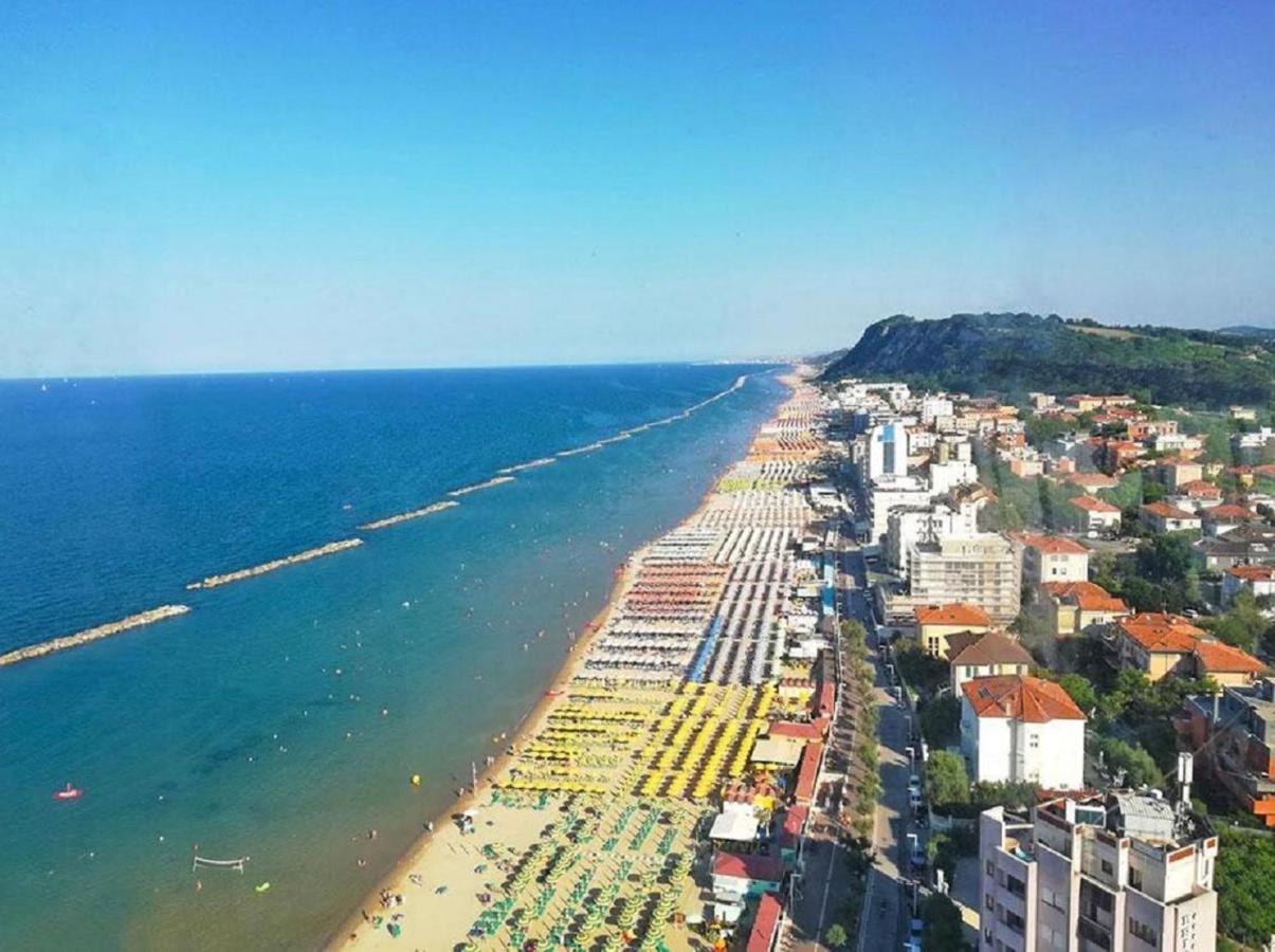 Casa Lazzarini Luxury Apartment Pesaro Ngoại thất bức ảnh